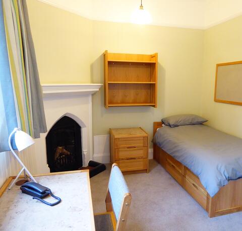 Cuddesdon study bedroom