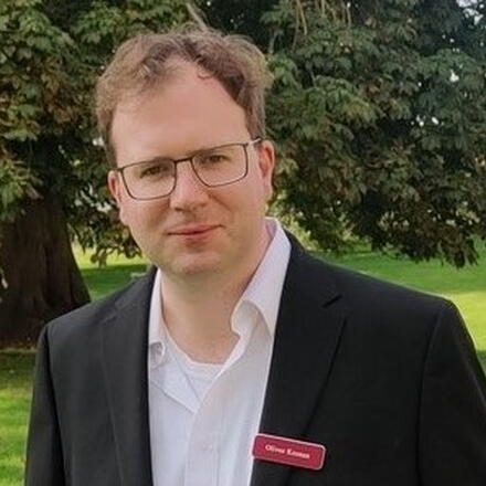 Dr Oliver Keenan